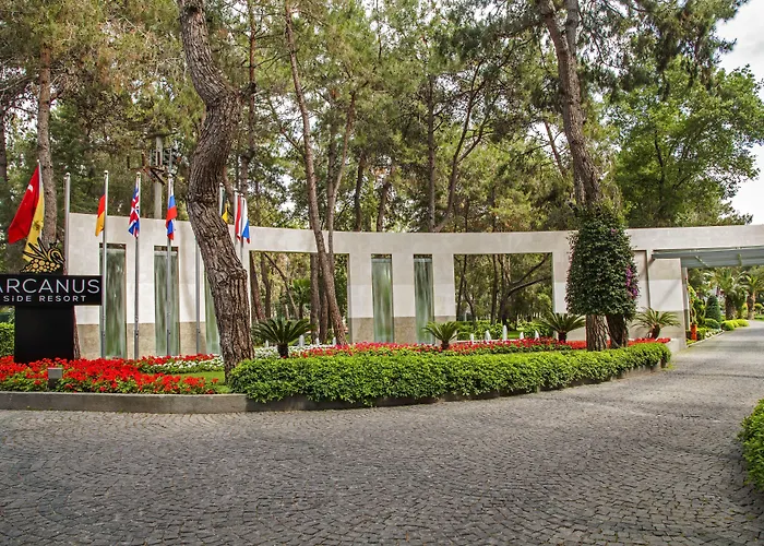 Arcanus Sorgun 5* Side