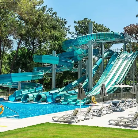 Arcanus Sorgun 5* Side